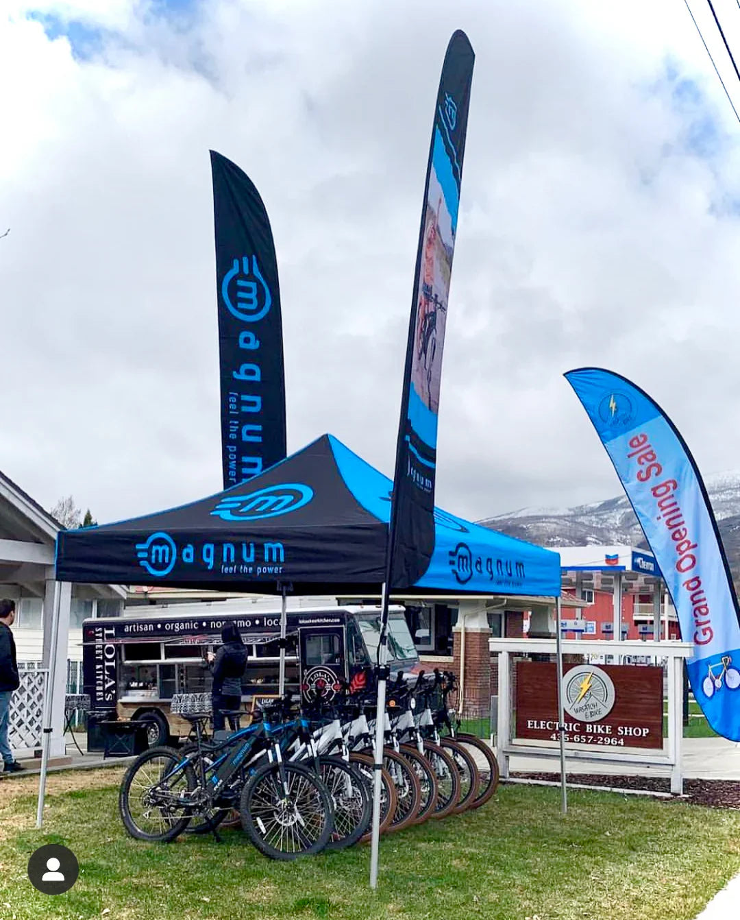 Customized Pop-Up Tents: Features, Benefits & Design Tips