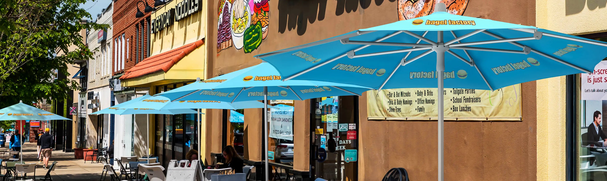 CUSTOM PUSH-UP PATIO UMBRELLA