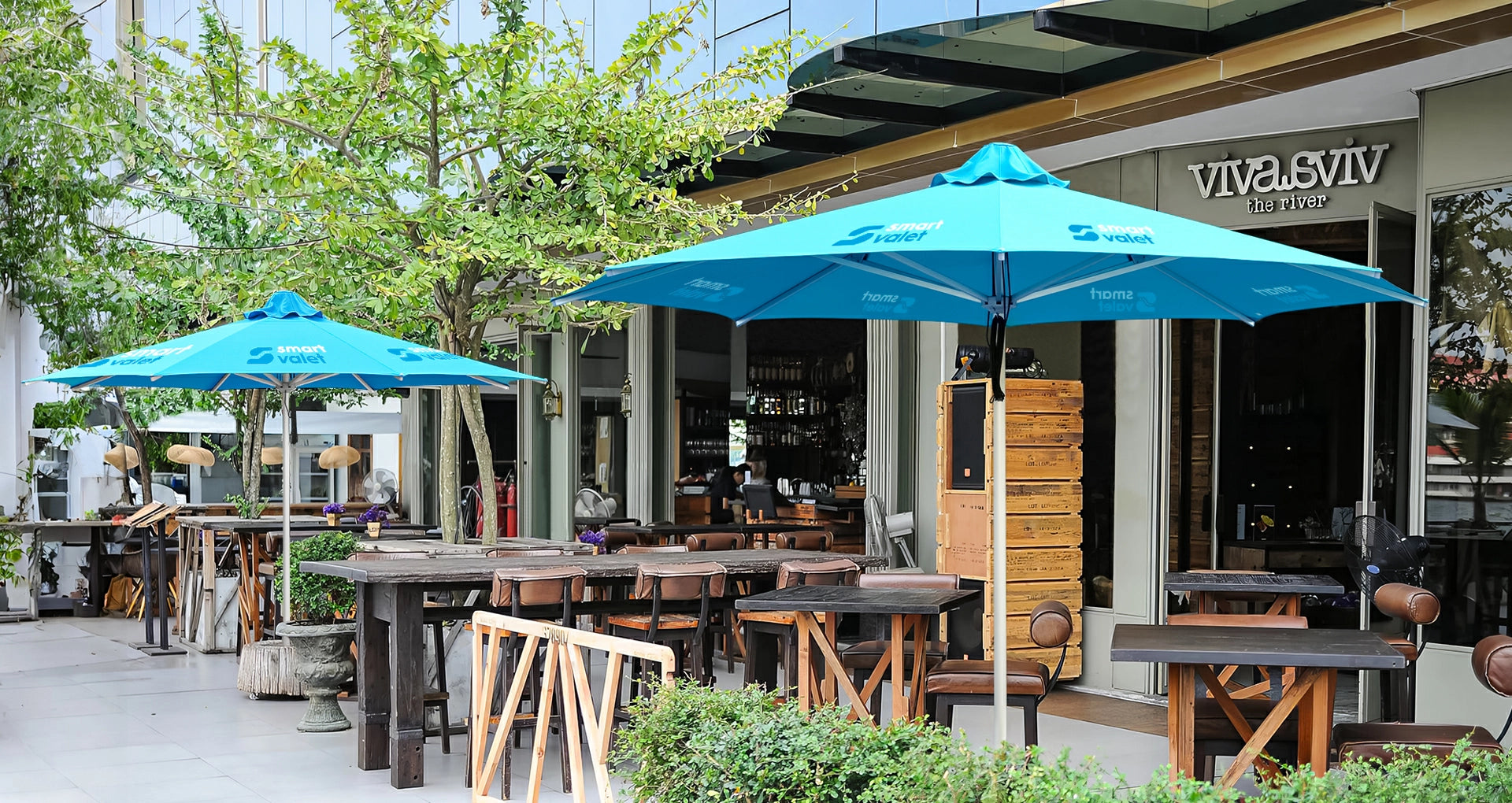 CUSTOM PATIO UMBRELLA